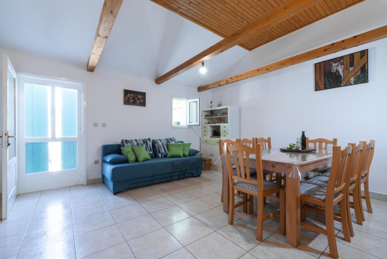 Holiday Home Liberan ヴェラ・ルカ エクステリア 写真