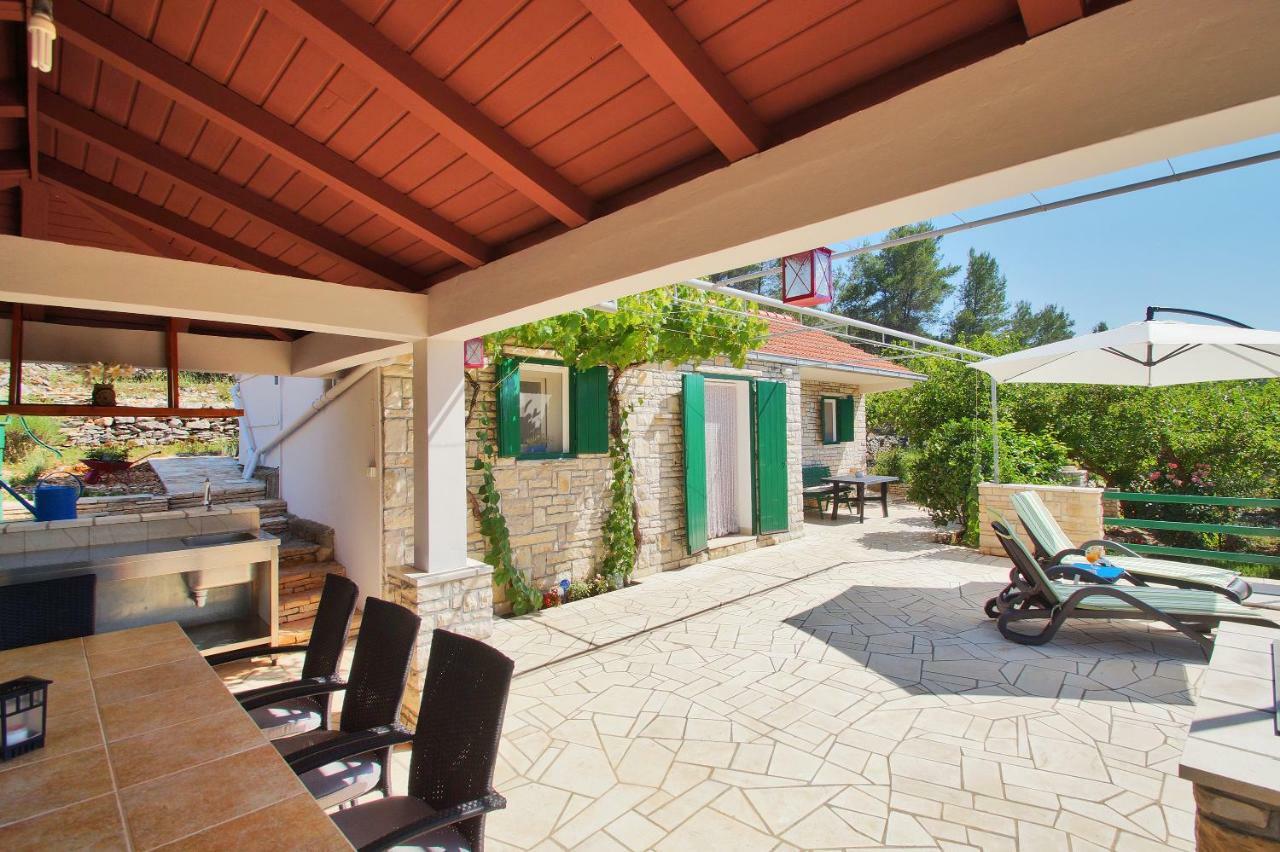 Holiday Home Liberan ヴェラ・ルカ エクステリア 写真