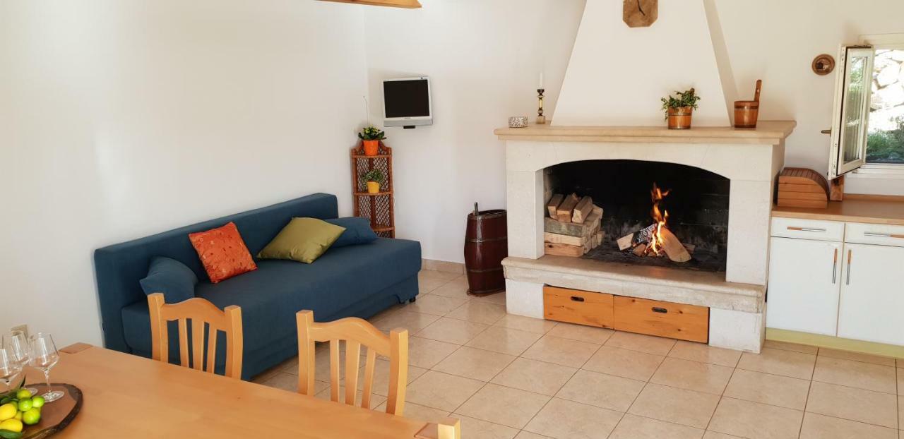 Holiday Home Liberan ヴェラ・ルカ エクステリア 写真